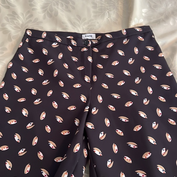 Like New-KATE-Size Large - Picture 3 of 9